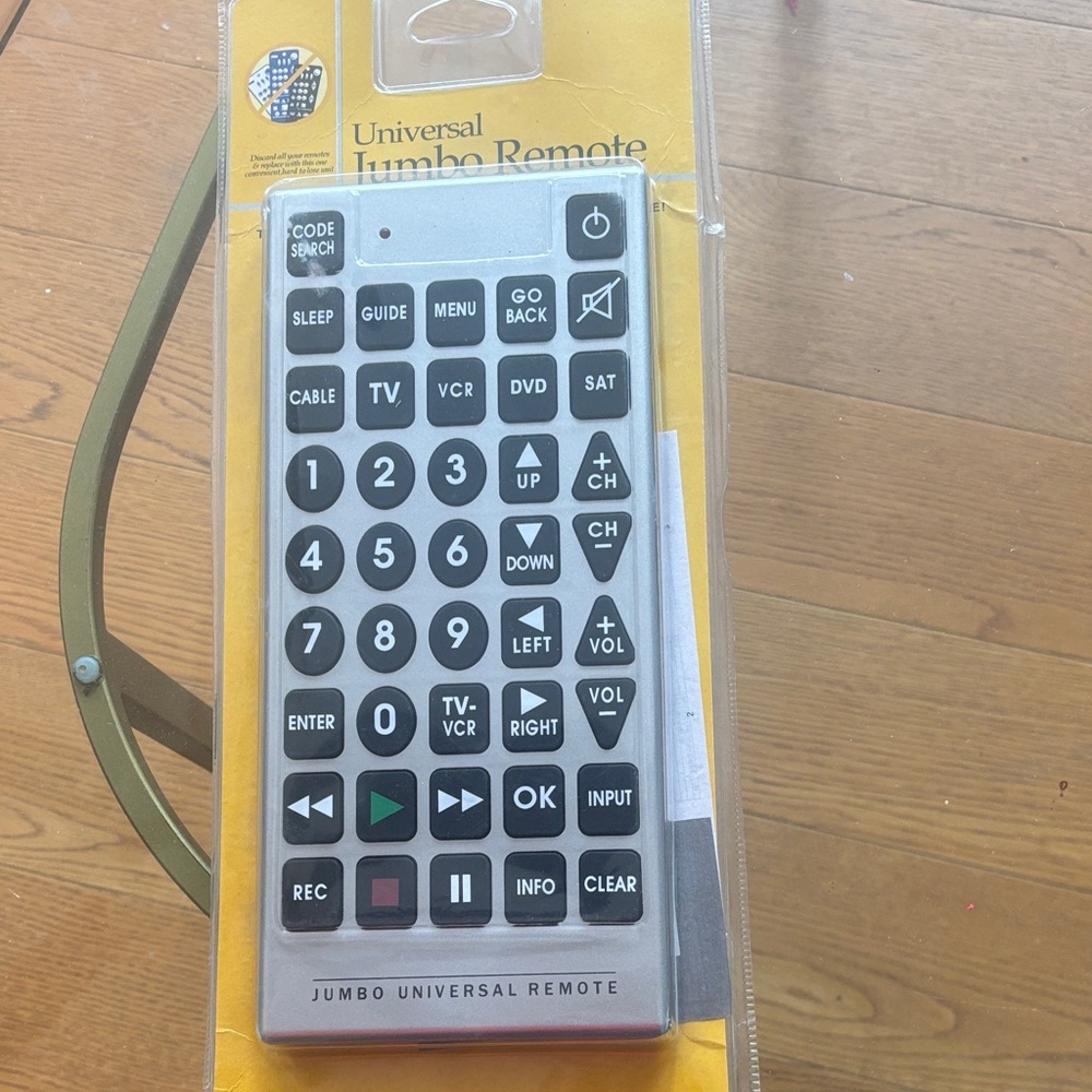 Jumbo Universal Remote – Silver and Black